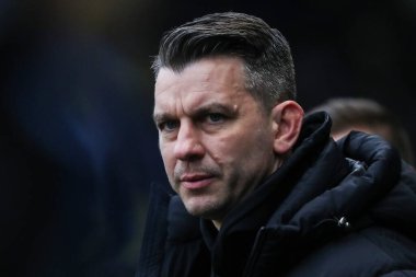 Luton Town 'un Matt Bloomfield teknik direktörü. 1 Şubat 2025' te Sheffield Wednesday, Hillsborough, Sheffield 'da Luton Town' a karşı.