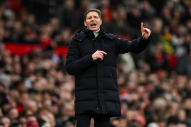 Crystal Palace 'ın Oliver Glasner Müdürü Premier League maçında takım talimatlarını veriyor Manchester United - Old Trafford, Manchester, İngiltere, 2 Şubat 2025