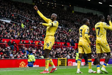Kristal Saray 'dan Jean-Philippe Mateta, Premier Lig karşılaşmasında Manchester United' ın Old Trafford, Manchester, İngiltere 'deki Crystal Palace maçında 0-1 kazanma hedefini kutluyor.