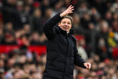 Crystal Palace 'ın Oliver Glasner Müdürü Premier League maçında takım talimatlarını veriyor Manchester United - Old Trafford, Manchester, İngiltere, 2 Şubat 2025