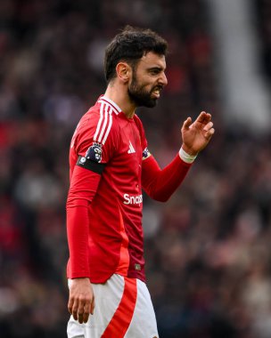 Manchester United 'dan Bruno Fernandes, Manchester United ile Crystal Palace maçında Old Trafford, Manchester, İngiltere' de 2 Şubat 2025 'te karşı karşıya geldi.