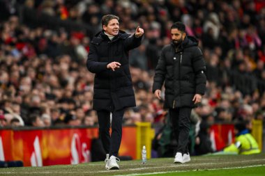 Crystal Palace 'ın Oliver Glasner Müdürü Premier League maçında takım talimatlarını veriyor Manchester United - Old Trafford, Manchester, İngiltere, 2 Şubat 2025