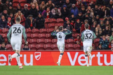 Sunderland 'dan Dan Neil, 3 Şubat 2025' te Middlesbrough, Middlesbrough, İngiltere 'deki Riverside Stadyumu' nda oynanan Sky Bet Şampiyonası maçında 1-1 'lik galibiyetini kutluyor.