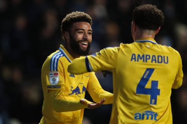 Leeds United takımından Jayden Bogle, Coventry Building Society Arena, Coventry, İngiltere 'de oynanan Sky Bet Şampiyonası maçında 0-2' lik galibiyetini kutluyor.