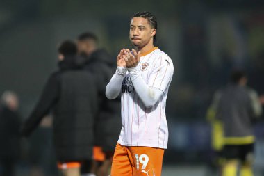Blackpool 'dan Samuel Silvera, 8 Şubat 2025' te İngiltere 'nin Trent kentindeki Pirelli Stadyumu' nda oynanan 1.