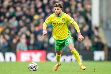 Norwich City 'den Emiliano Marcondes, 8 Şubat 2025' te Norwich City - Derby County, Norwich Road, İngiltere 'de oynanan Sky Bet Şampiyonası maçında topla koşuyor.