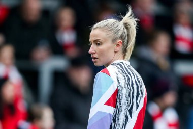Arsenal 'den Leah Williamson, 9 Şubat 2025' te İngiltere 'nin Borehamwood kentinde Managata Pay UK Stadyumu' nda Arsenal Women vs London City Lionses 'a karşı oynanan Adobe Kadınlar Kupası 5. Raunt karşılaşmasından önce ısınıyor.