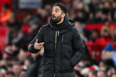 Manchester United 'ın Ruben Amorim teknik direktörü, Manchester United' ın 7 Şubat 2025 tarihinde Old Trafford, İngiltere 'de oynanan dördüncü tur karşılaşmasında tepki gösterdi.