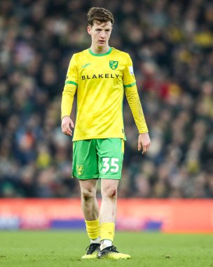 Norwich City 'den Kellen Fisher, 8 Şubat 2025' te Norwich City, Norwich County ile Derby County arasındaki Sky Bet Şampiyonası maçına bakıyor.