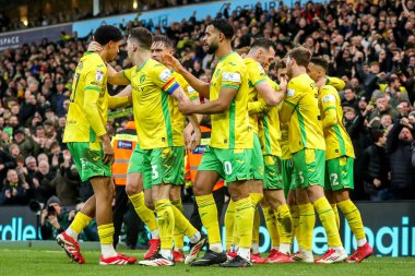 Norwich City 'den Josh Sargent, 8 Şubat 2025' te Norwich City 'nin Norwich Road, Norwich County' ye karşı oynadığı Sky Bet Şampiyonası maçında takım arkadaşları ile golünü kutluyor.