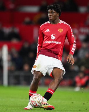 Manchester United takımından Patrick Dorgu, 7 Şubat 2025 tarihinde Manchester United 'ın Leicester City ile oynadığı dördüncü tur karşılaşmasında pas verdi.