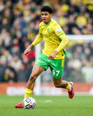 Norwich City 'den Lucien Mahovo, 8 Şubat 2025' te Norwich City - Derby County, Norwich Road, İngiltere 'de oynanan Sky Bet Şampiyonası karşılaşmasında topu aldı.