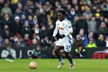Leeds United takımından Wilfried Gnonto, 8 Şubat 2025 tarihinde Leeds, İngiltere 'deki Elland Road, Leeds' de oynanan 4.