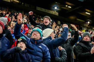 Derby County taraftarları takımın ilk golünü 8 Şubat 2025 'te Norwich City - Derby County Carrow Road, Norwich, İngiltere' de oynanan Sky Bet Şampiyonası maçında kutluyorlar.