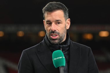 Leicester City 'nin Ruud van Nistelrooy Müdürü, 7 Şubat 2025 tarihinde Old Trafford, Manchester, İngiltere' de oynanan 4.