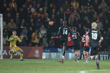 Kristal Saray 'dan Justin Devenny, Birleşik Krallık' ın Doncaster kentindeki Eco-Power Stadyumu 'ndaki Doncaster Rovers' a karşı oynanan dördüncü tur karşılaşmasında 0-2 berabere kaldı.