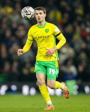 Norwich City 'den Jacob Sorensen 11 Şubat 2025' te Norwich City ve Preston North End 'in oynadığı Carrow Road, Norwich City maçında topla koşuyor.