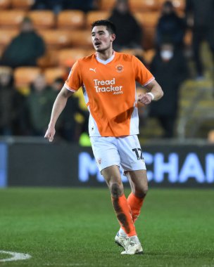 Blackpool takımından Elkan Baggott 11 Şubat 202 'de Bloomfield Road, Blackpool' da Blackpool-Rotherham United maçında