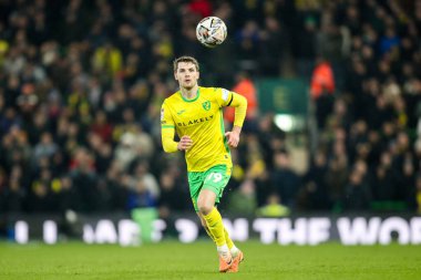 Norwich City 'den Jacob Sorensen 11 Şubat 2025' te Norwich City ve Preston North End 'in oynadığı Carrow Road, Norwich City maçında topla koşuyor.