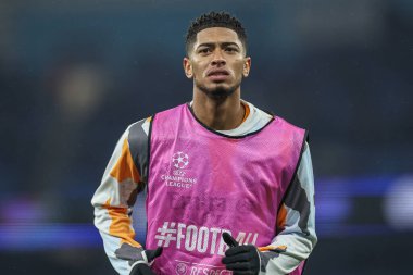 Real Madrid 'den Jude Bellingham 11 Şubat 2025 tarihinde Etihad Stadyumu' nda oynanan UEFA Şampiyonlar Ligi play-off Manchester City - Real Madrid maçında ısınma turunda