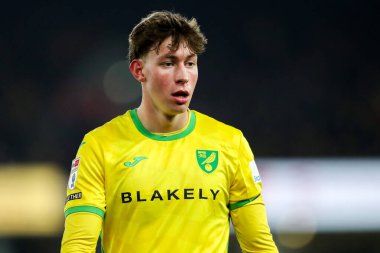 Norwich City 'den Oscar Schwartau 11 Şubat 2025' te Norwich City, Norwich North End 'e karşı oynanan Gökyüzü İddia Şampiyonası maçına bakıyor.