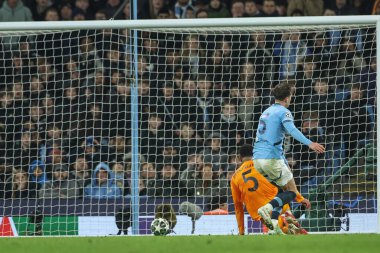 Real Madrid 'den Jude Bellingham, UEFA Şampiyonlar Ligi Knockout Round Play-off Manchester City - Real Madrid maçında 11 Şubat 2025' te Etihad Stadyumu 'nda 2-3 öne geçti.
