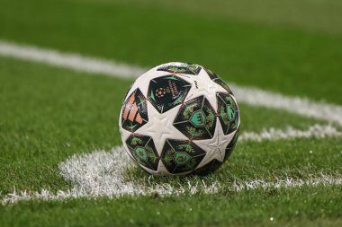 Şampiyonlar Ligi topu köşede UEFA Şampiyonlar Ligi Knockout Round Play-off Manchester City - Real Madrid maçı sırasında Etihad Stadyumu, Manchester, Birleşik Krallık, 11 Şubat 2025