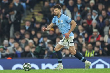 Manchester City 'den Rben Dias, 11 Şubat 2025' te Etihad Stadyumu 'nda Manchester City - Real Madrid maçında UEFA Şampiyonlar Ligi Knockout Round Play-off maçında topu aldı.