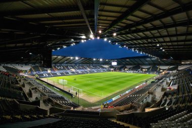 Swansea.com Stadyumunun genel görüntüsü, Sky Bet Şampiyonası öncesinde Swansea City Sheffield 'e karşı Çarşamba günü Swansea.com Stadyumu, Swansea.com, İngiltere, 12 Şubat 2025