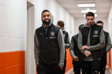 Blackpool 'dan CJ Hamilton, 11 Şubat 2025' te Blackpool, Blackpool 'daki Blackpool-Rotherham United maçında Sky Bet 1' in önüne geçti.