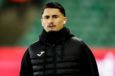 Norwich City 'den Borja Sainz, 11 Şubat 2025 tarihinde İngiltere' nin Norwich Road, Norwich City ve Preston North End arasındaki Sky Bet Şampiyonası maçından önce Carrow Road 'a vardı.