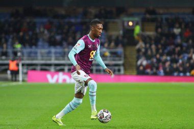 Burnley 'den Jaidon Anthony 12 Şubat 2025' te Burnley, Burnley 'e karşı Hull City' de oynanan Gökyüzü İddia Şampiyonası maçında öne doğru süzülüyor.