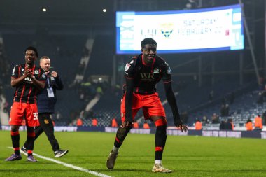 Blackburn Rovers 'dan Makhtar Gueye, 12 Şubat 2025' te İngiltere 'nin West Bromwich Albion-Blackburn Rovers maçında takımının kazanmasını kutluyor.