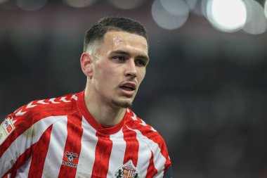 Sunderland 'dan Enzo Le Fe 12 Şubat 2025' te İngiltere 'nin Sunderland-Luton Town Stadyumu' nda oynanan Gökyüzü İddia Şampiyonası maçında