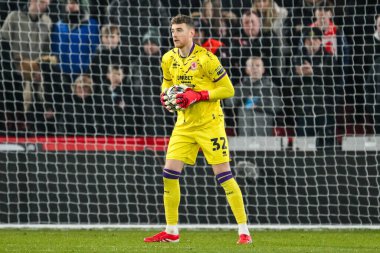 Middlesbrough 'dan Mark Travers, Sheffield United' ın 12 Şubat 2025 'te Bramall Lane, Sheffield, Birleşik Krallık' ta oynadığı Sky Bet Şampiyonası maçında kurtarıyor.