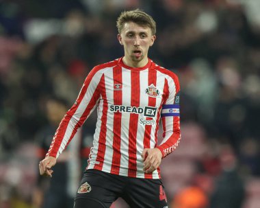 Sunderland 'dan Dan Neil Sky Bet Şampiyonası' nda Sunderland, Luton Town 'a karşı Stadyumu, Sunderland, İngiltere, 12 Şubat 2025