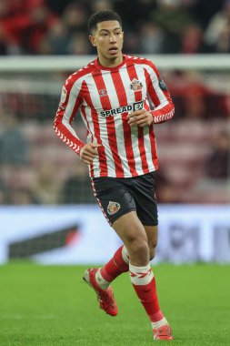 Sunderland takımından Jobe Bellingham 12 Şubat 2025 'te İngiltere' nin Sunderland-Luton Town Stadyumu 'nda oynanan Gökyüzü İddia Şampiyonası maçında