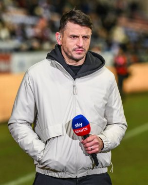 Jon Wilkin Sky TV yorumcusu Betfred Süper Lig 1. raundunda Wigan Warriors, Leigh Leopards 'a karşı Brick Community Stadyumu, Wigan, İngiltere, 13 Şubat 2025