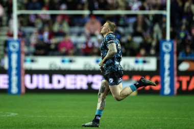 Leigh Leopards takımından Josh Charley, 13 Şubat 2025 'te İngiltere' nin Wigan Stadyumu 'nda oynanan Betfred Süper Lig Birinci Raundunda Wigan Warriors - Leigh Leopards maçında ısındı.