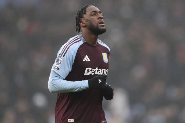 Aston Villa 'dan Axel Disasi Premier Lig maçında Aston Villa, Ipswich Town' a karşı, Birmingham, Birleşik Krallık Villa Parkı 'nda, 15 Şubat 2025