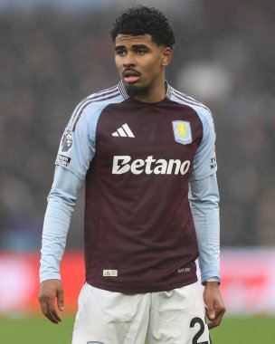 Aston Villa 'dan Ian Maatsen Premier Lig maçında Aston Villa, Ipswich Town' a karşı, Birmingham, Birleşik Krallık Villa Parkı, 15 Şubat 2025