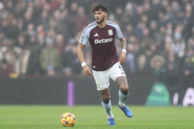 Aston Villa takımından Tyrone Mings, 15 Şubat 2025 'te İngiltere' nin Birmingham kentinde oynanan Premier Lig maçı sırasında Villa Villa-Ipswich Town maçında rol aldı.