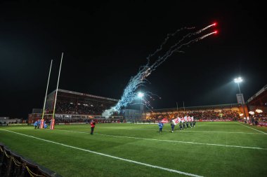 1. Betfred Süper Lig Turu 'nda oynanan maç öncesi hafif gösteriler Hull KR ile Castleford Tigers arasında oynanan Sewell Group Craven Park, Kingston üzerine Hull, İngiltere, 14 Şubat 2025