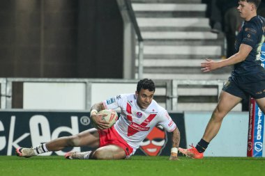 St. Helens 'li Tristan Sailor, 15 Şubat 2025' te St Helens - Salford Red Devils arasındaki Betfred Süper Lig karşılaşmasında üçüncü kez (hat trick) sayı yaptı.