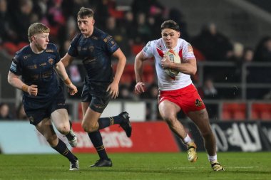 St. Helens 'den Jack Welsby, 15 Şubat 2025' te St Helens 'in Wicked Stadyumu' nda oynadığı St. Helens - Salford Red Devils maçında ilk raundu kazandı.