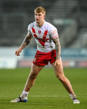 St. Helens 'den George Delaney, Betfred Süper Lig 1. Raundunda St Helens' e karşı Salford Red Devils maçı sırasında, St Helens, St Wicked Stadyumu, Birleşik Krallık, 15 Şubat 2025