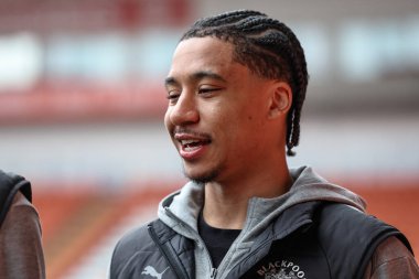 Blackpool 'dan Samuel Silvera, 15 Şubat 2025' te Bloomfield Road, Blackpool 'da oynanan Blackpool-Mansfield maçı sırasında geldi.