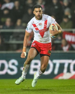St. Helens 'den Lewis Murphy, 15 Şubat 2025' te St Helens 'in Wicked Stadyumu' nda oynadığı St. Helens - Salford Red Devils maçında ilk raundu kazandı.