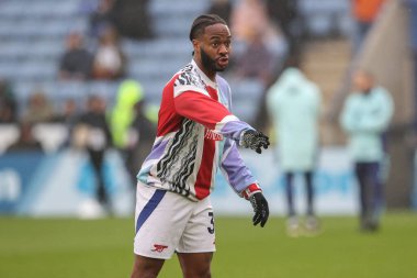Arsenal 'den Raheem Sterling Premier Lig maçı sırasında King Power Stadyumu' nda Leicester City ile Arsenal maçında ısınma turunda, 15 Şubat 2025