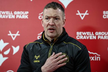 Danny McGuire Castleford Tigers 'ın baş antrenörü, 14 Şubat 2025' te İngiltere 'deki Sewell Group Craven Park, Kingston upon Hull' da oynanan Betfred Süper Lig birinci tur karşılaşmasında basın toplantısı düzenledi.